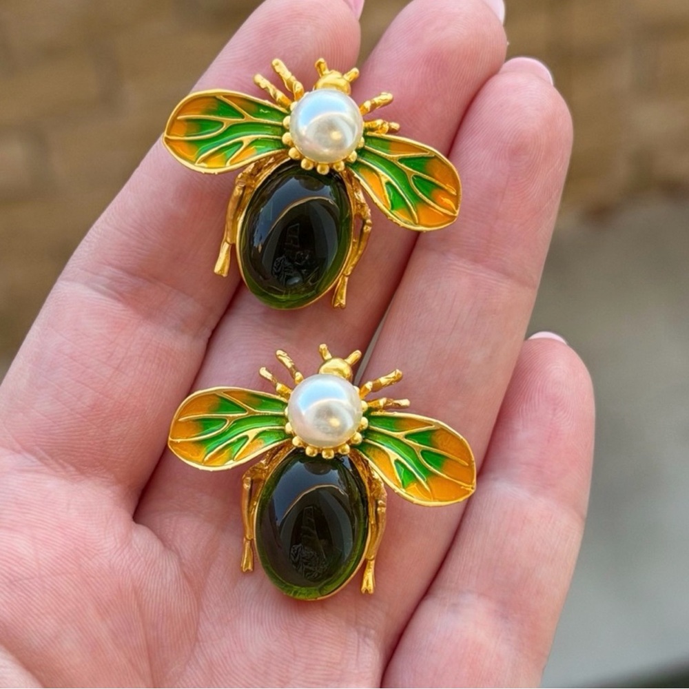 Gold and Green Bee Earrings - Picture 2 of 3